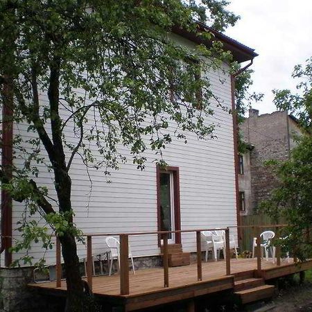 Vabriku Guesthouse Talin Exterior foto